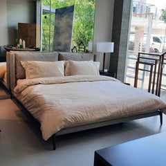 Luca king bed