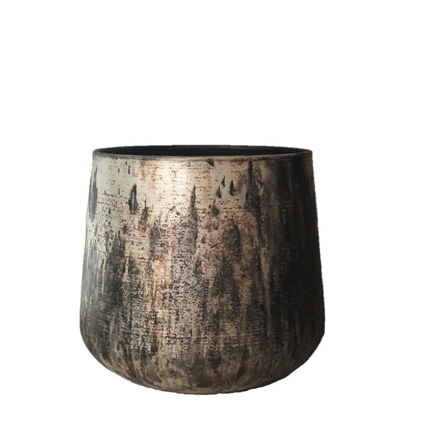 Iron pot 21cm