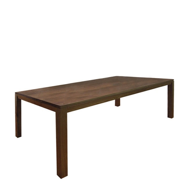 Paksi Dining Table