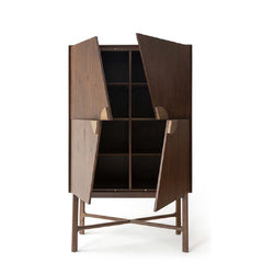 Roma bookshelf