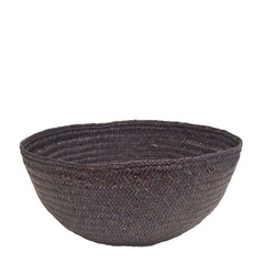 Handmade Iraca Large Bowl Plain Black basket, made in Colombia