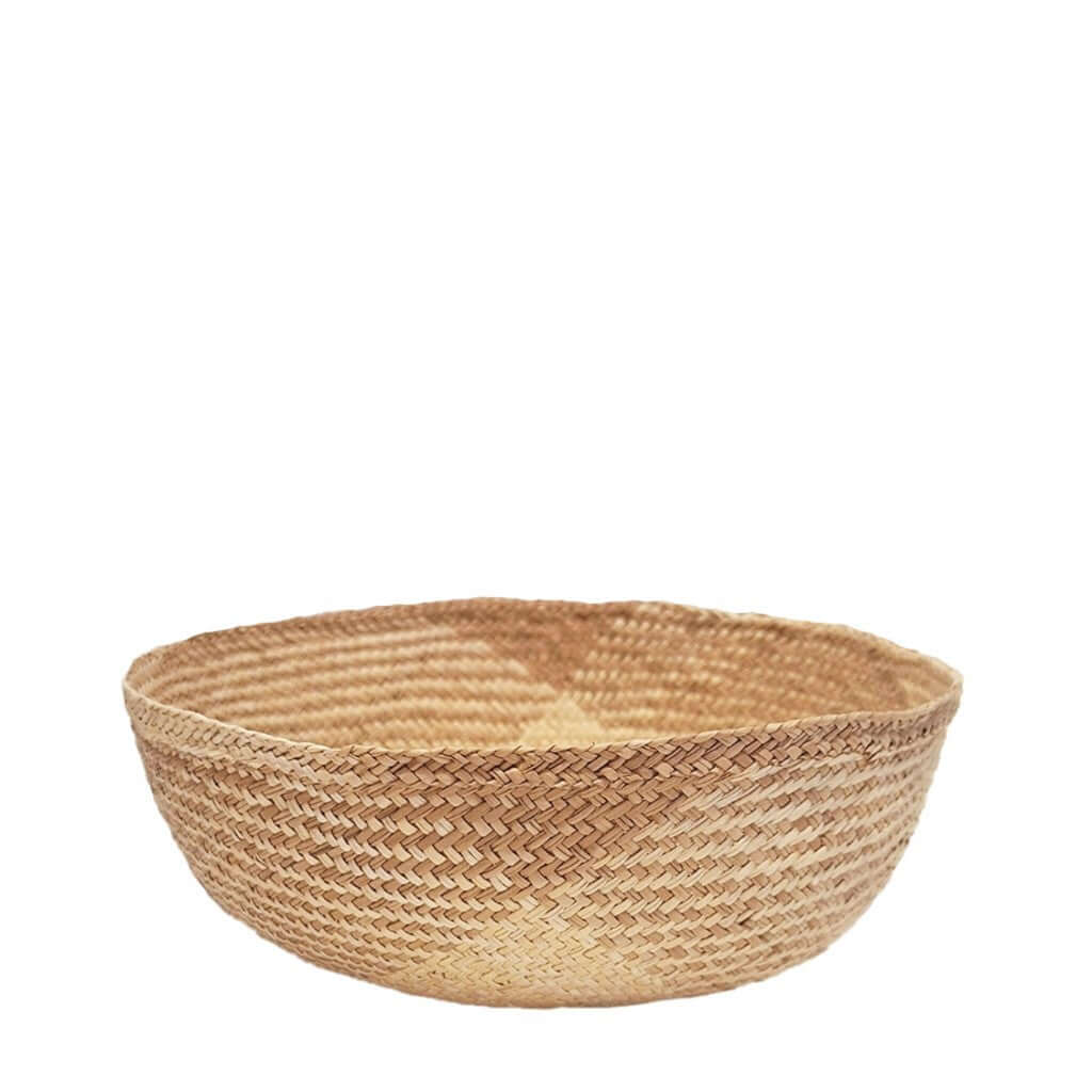 Handmade Iraca Medium Bowl Square Toasted basket, made in colombia