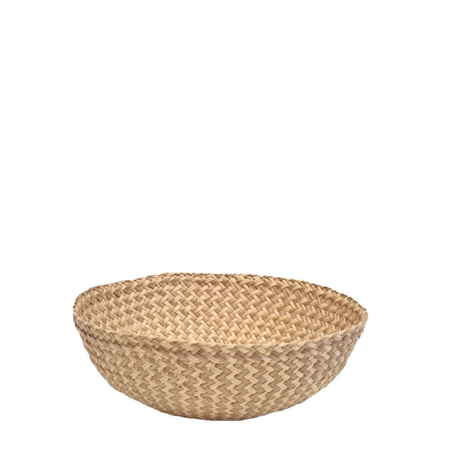 A handmade Iraca Small Bowl Zigzag Toasted basket with a zigzag pattern, made in Columbia 