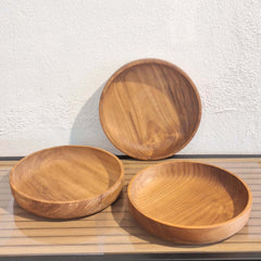 Handcrafted Salad Bowl Large Teak with a wide, shallow form and striking natural grain. A beautiful and functional piece for everyday dining and home styling.