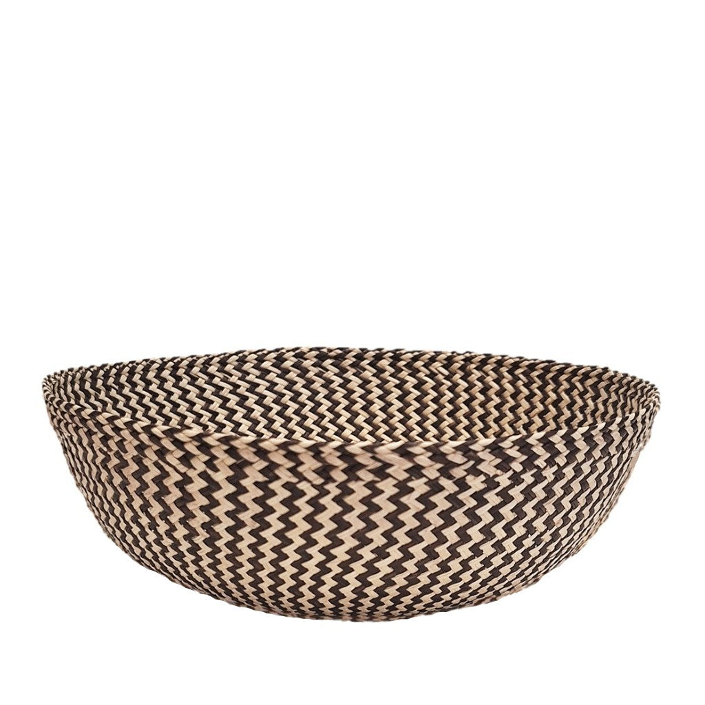 Iraca bowl large, zigzag / black
